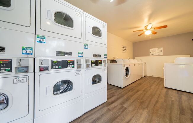 2 beds, 2 baths, 931 sqft, $2,425, Unit 41