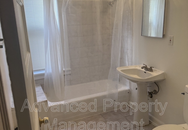 3113 W MCKINLEY BLVD