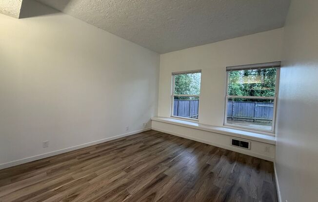 1 bed, 1 bath, 465 sqft, $1,215, Unit 113