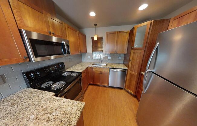 2 beds, 2 baths, 934 sqft, $1,695, Unit P132