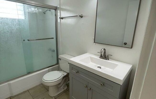 1 bed, 1 bath, $2,295, Unit 07