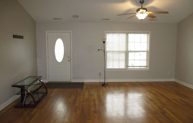 Pretty One Level House For Rent in Kernersville