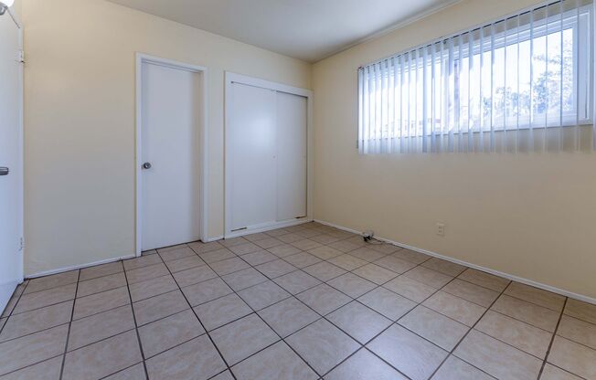 1 bed, 1 bath, 600 sqft, $1,700, Unit 352B