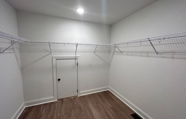 2 beds, 2 baths, 1,190 sqft, $2,000, Unit C302