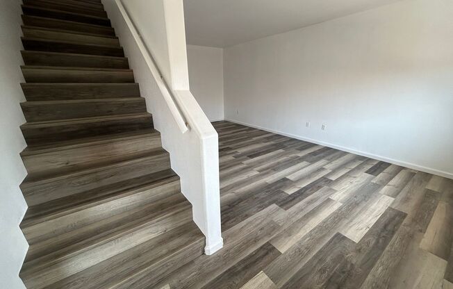 Fantastic LV views from Sunrise Mnt townhome