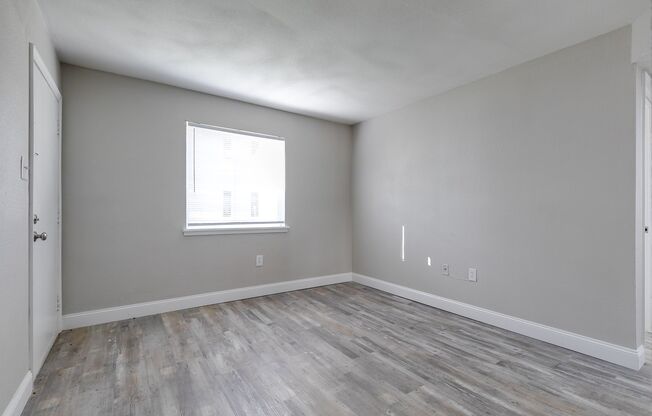 Brand-New 2 Bedroom - Newly Renovated, Ready for Move In!!!