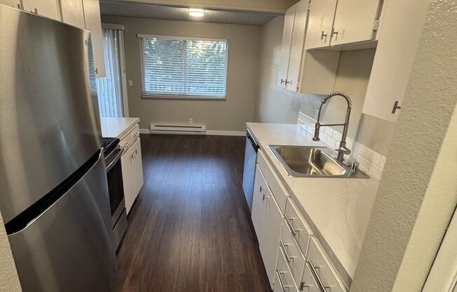 1 bed, 1 bath, 660 sqft, $1,545, Unit 218