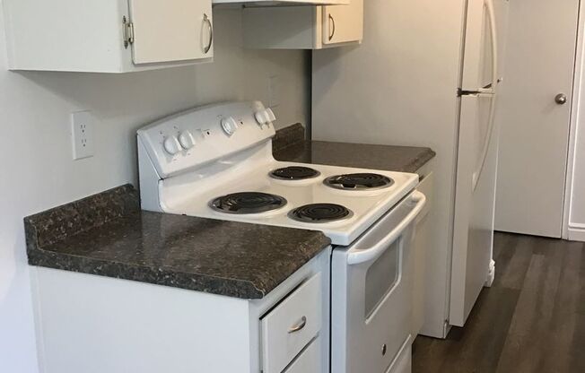 1 bed, 1 bath, 708 sqft, $1,310, Unit 2035-E