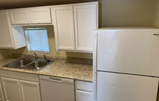 2 beds, 1 bath, 600 sqft, $750, Unit GA