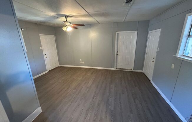 3734 CLUB WAY LN