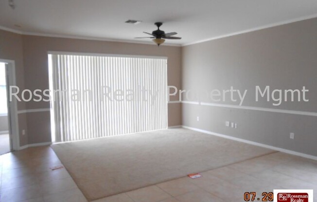 3 beds, 2 baths, $2,300