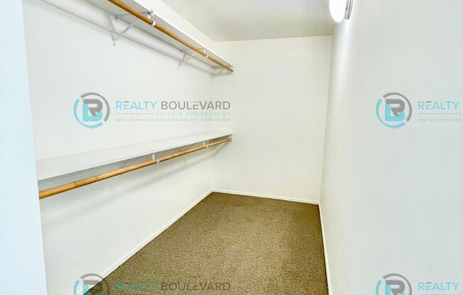 1 bed, 1 bath, $1,695, Unit # 807