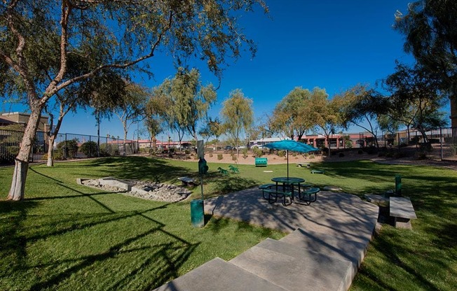Beautiful Landscaping and Park-like Setting at Residences at FortyTwo25, Phoenix