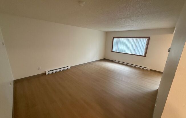 #426-IRVINGTON PLAZA