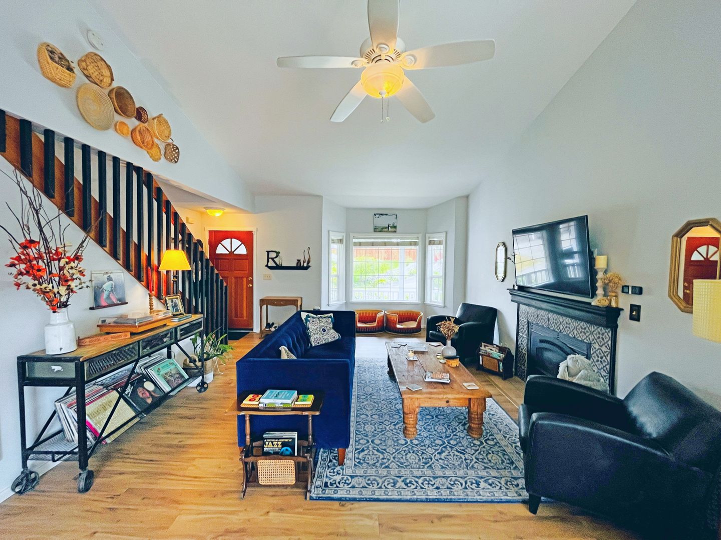 Walk to the Ferry From this Meticulously Cared for home in Kingston!