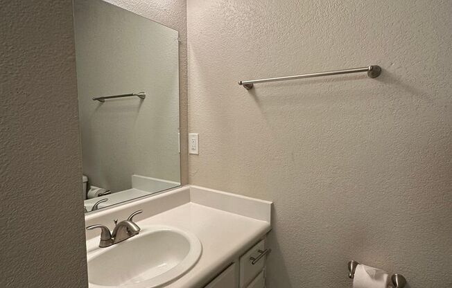 1 bed, 1 bath, $1,295, Unit 53