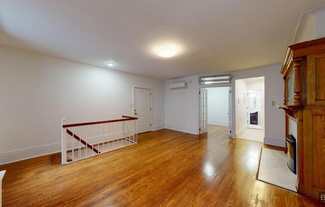 2 beds, 1.5 baths, $4,800, Unit 1