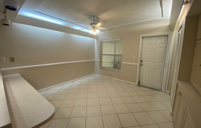 3 bedroom 2 bathroom condo in Cape Coral