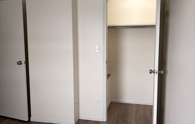 2 beds, 1 bath, 885 sqft, $1,150, Unit 764