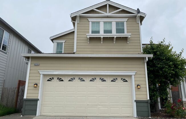 3 Bedroom Home in SW Santa Rosa