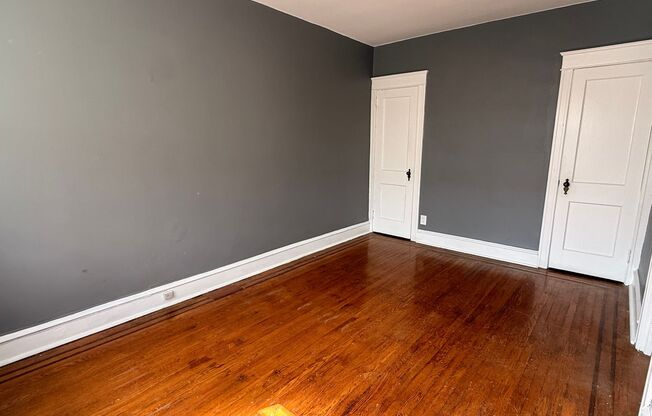 1 bed, 1 bath, $1,050, Unit 305