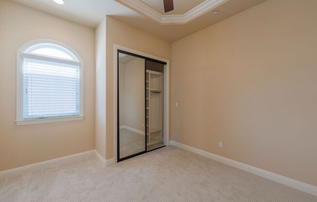 4 beds, 4 baths, $6,500, Unit #B