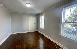 1 bed, 1 bath, $795, Unit Apt 14