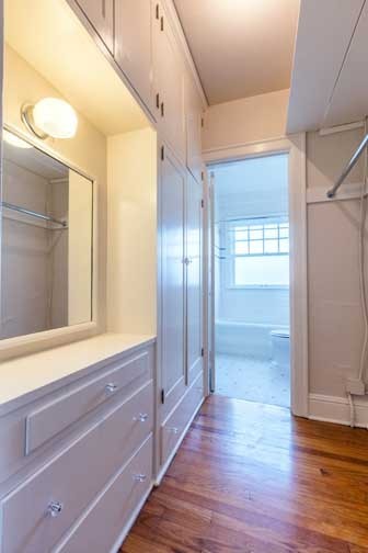 Studio, 1 bath, 425 sqft, $1,250, Unit 206