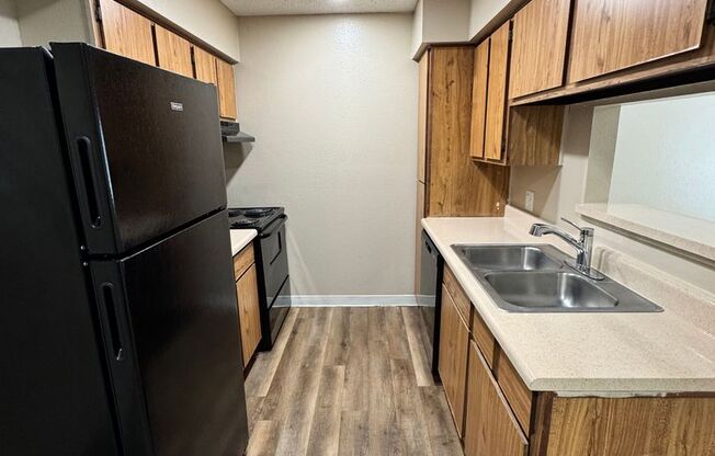 2 beds, 2 baths, 800 sqft, $925, Unit 1205