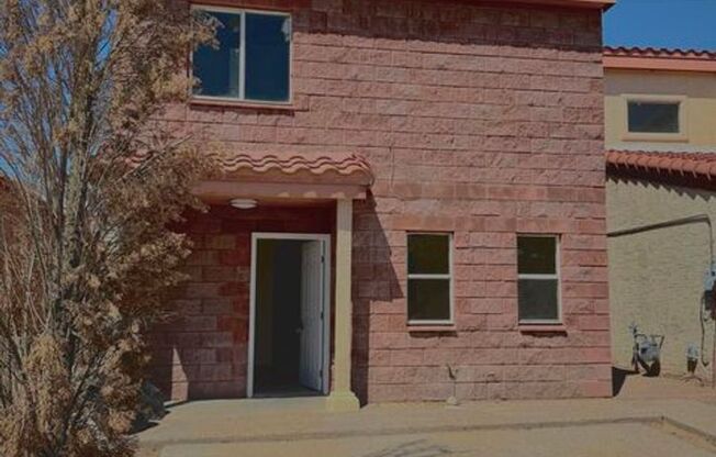 4 bedroom 2.5 bath home in East El Paso!