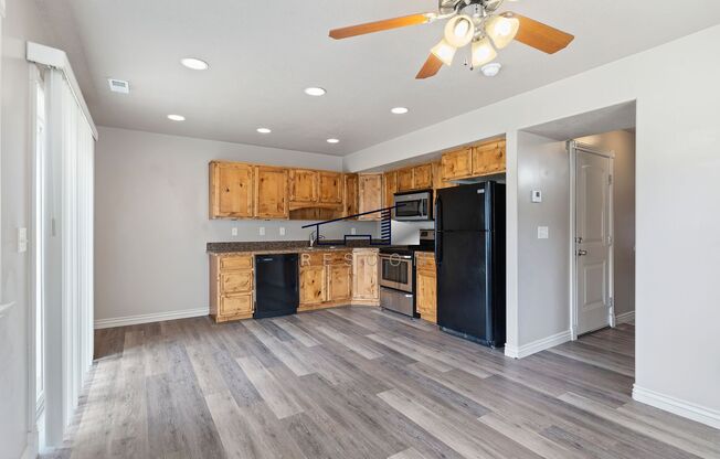 Fantastic Ogden 3 Bedrooom Townhouse!