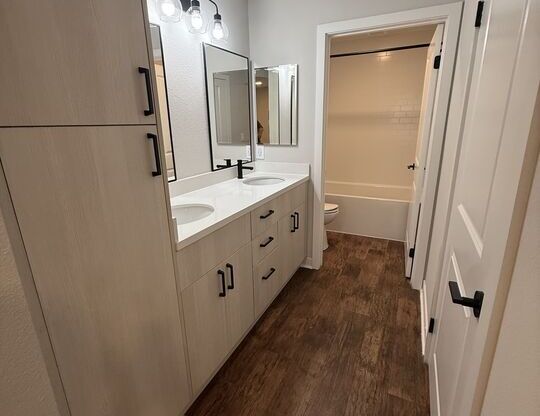 1 bed, 1 bath, 675 sqft, $3,015, Unit 237