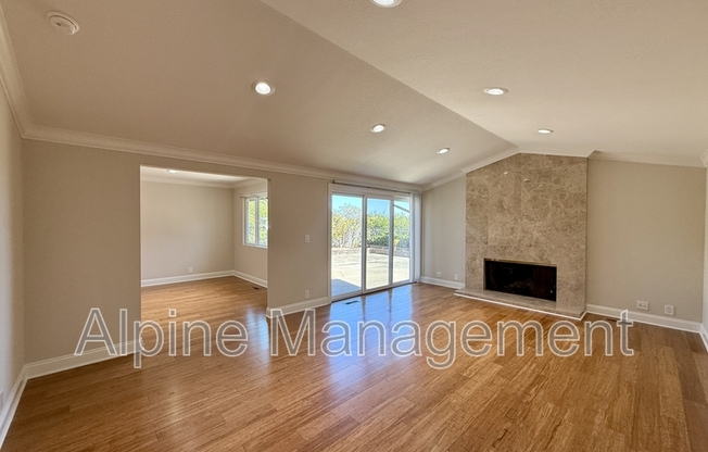 2917 ARGUELLO DR