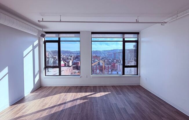 Studio, 1 bath, 615 sqft, $1,750, Unit Unit 308