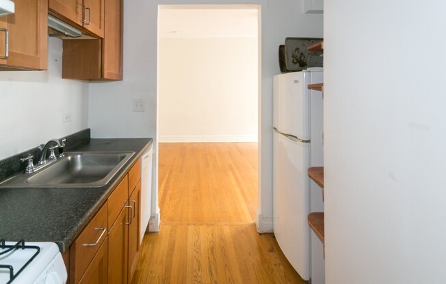 441 Melrose