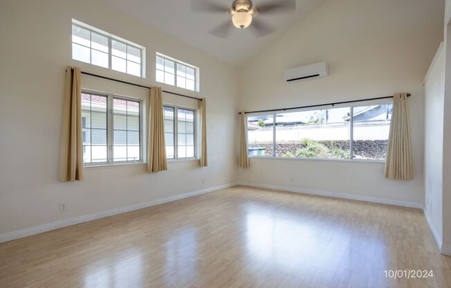 Golf Club Estates 3BR/2.5BA Available Now! (Waikele)