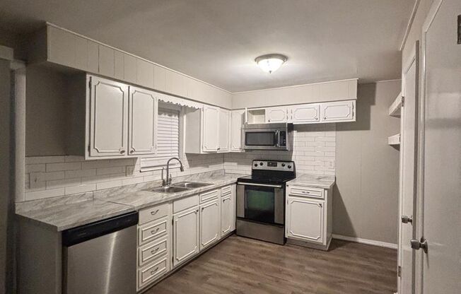 Northmoor 6 Plex