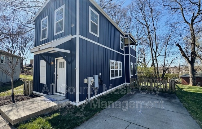 99 B ENSLEY AVE