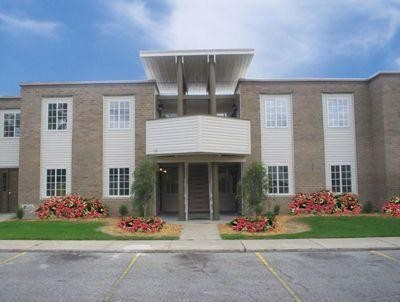 Great 2 bedroom/1 bath condo for rent in Biloxi! 245 McDonnell
