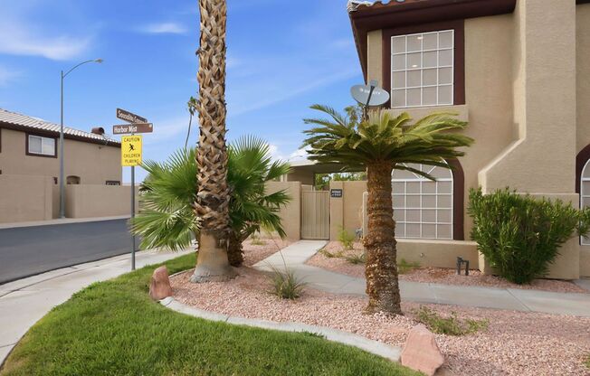STUNNING REMODELED TOWNHOME — YOUR NEXT HOME JUST FOUND YOU!