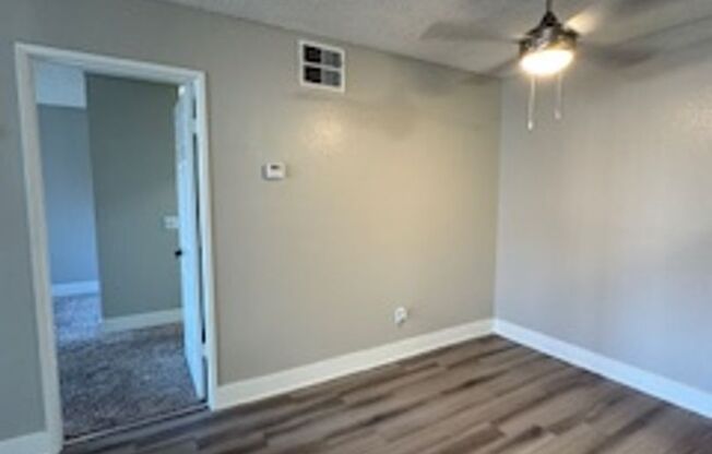 1 bed, 1 bath, 714 sqft, $1,995, Unit 033