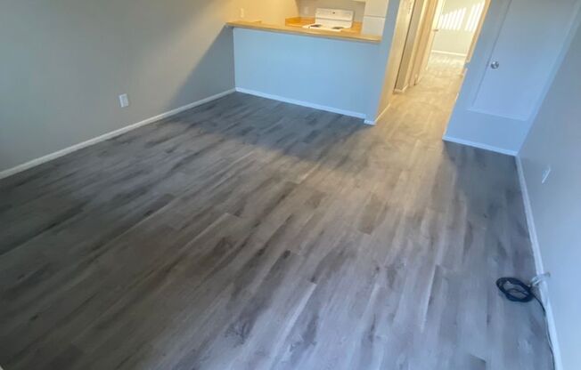 1 bed, 1 bath, 575 sqft, $944, Unit 272