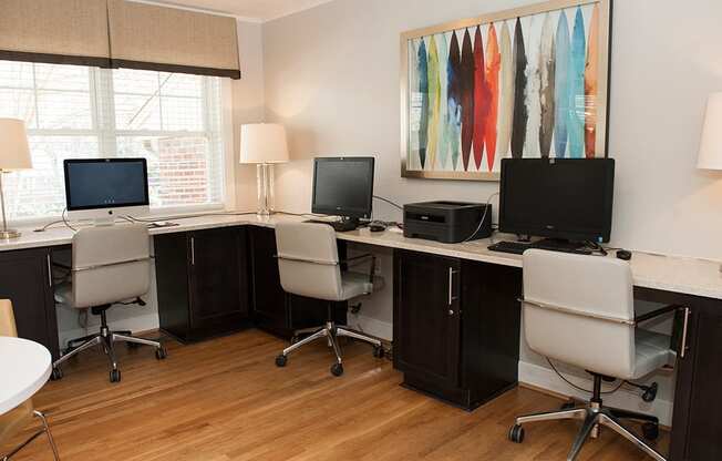 Business Center at Glen Lennox Apartments, North Carolina