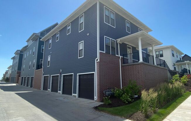 1 bed, 1 bath, 853 sqft, $1,445, Unit 13135 Superior Drive Unit 201 A853 Triplex