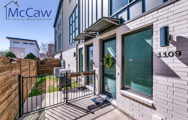 5202 CAPITOL AVE