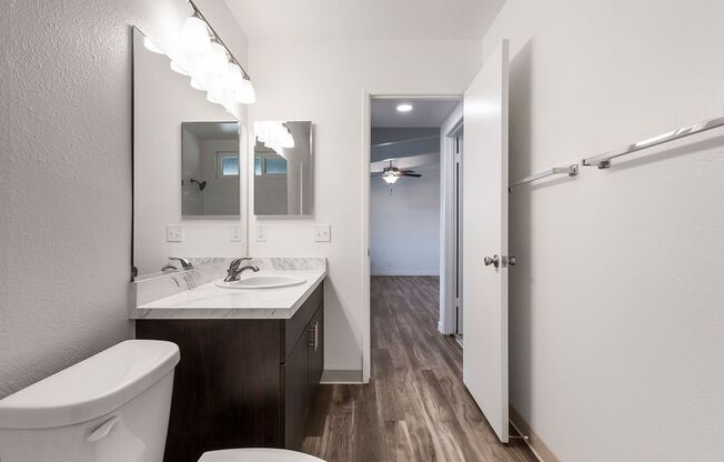 1 bed, 1 bath, 550 sqft, $1,200, Unit 1342-3