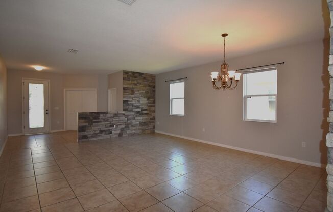 4 Bed/3.5 Bath, Pool and Waterfront home, in Sawgrass Plantation! AVAILABLE NOW!