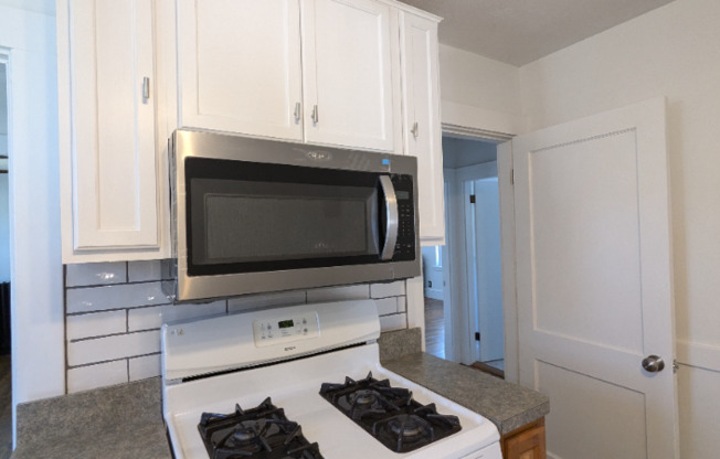 18 APPLETON PL