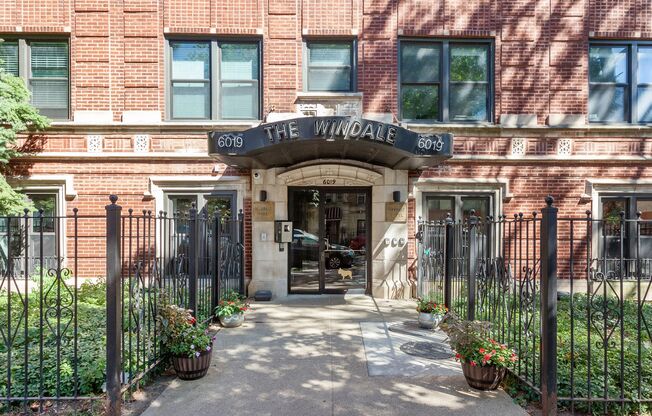 Studio, 1 bath, 225 sqft, $1,395, Unit 408