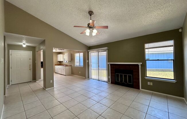 1908 Rainy Meadows Dr 78758 | 2 Bedroom 1 Bath 1 Car Garage $1595